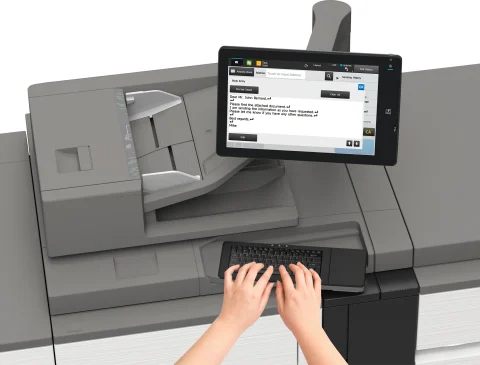 Retractable QWERTY Keyboard